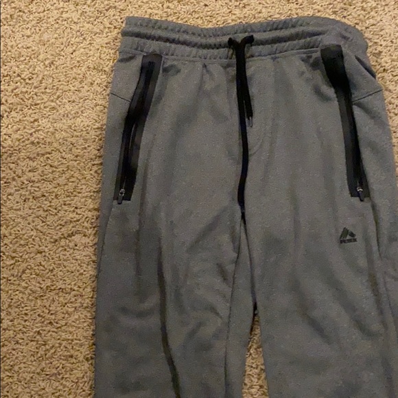joggers - Picture 3 of 3